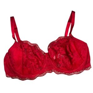 Victoria’s Secret Dream Angels Red Lace Unlined Push Up Bra 38DDD